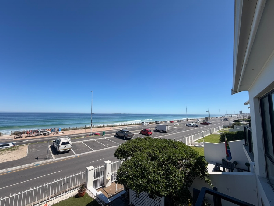 To Let 2 Bedroom Property for Rent in Bloubergstrand Western Cape